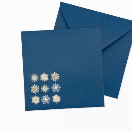 Firmowa koperta świąteczna kwadratowa K4 w kolorze niebieska z motywem ORNAMENT ZIMY